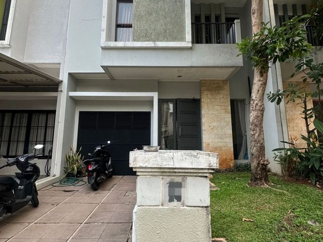 NEWTOWN Dijual Kost Lokasi Strategis Dekat UMN Gading Serpong