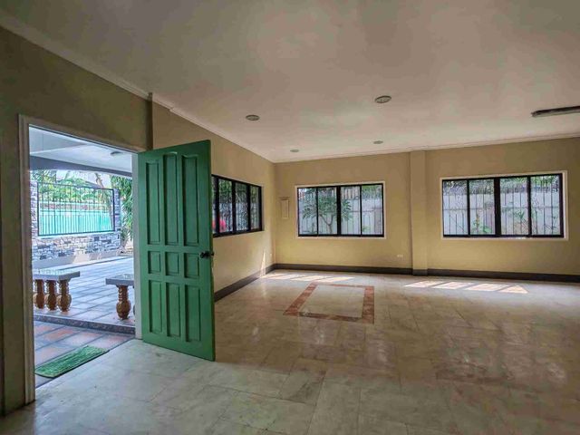 place photo 48