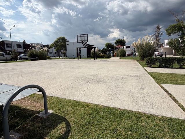 place photo 25