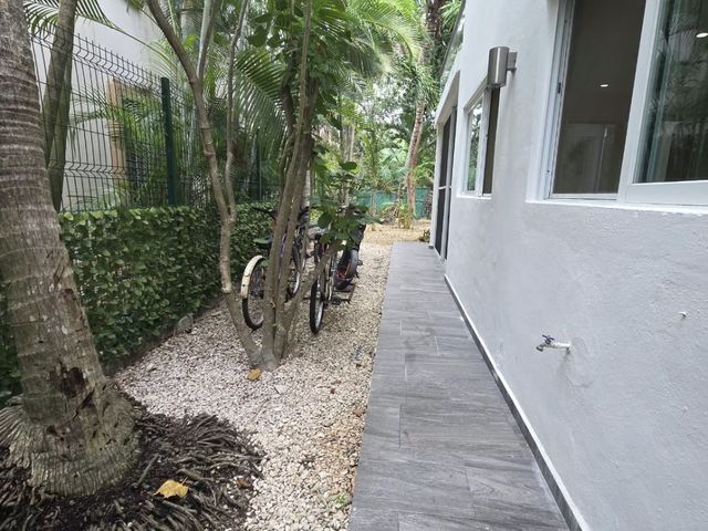 place photo 38