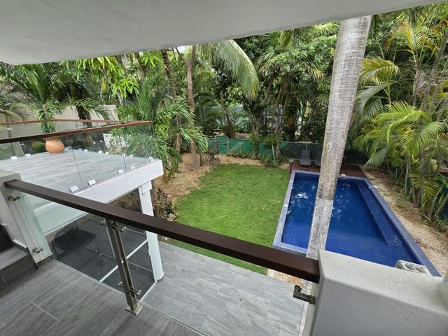 place photo 52