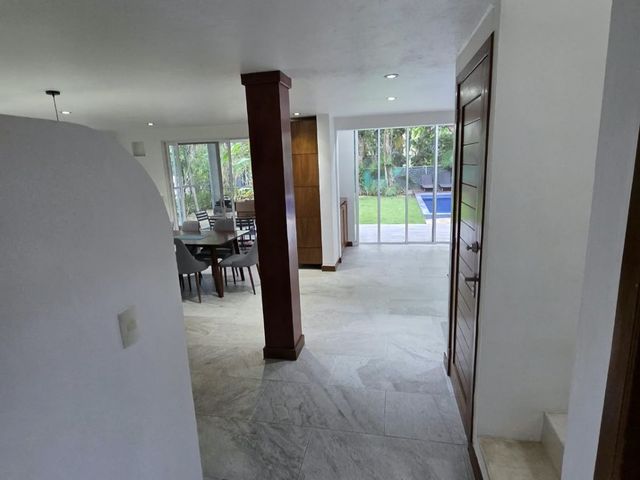 place photo 50
