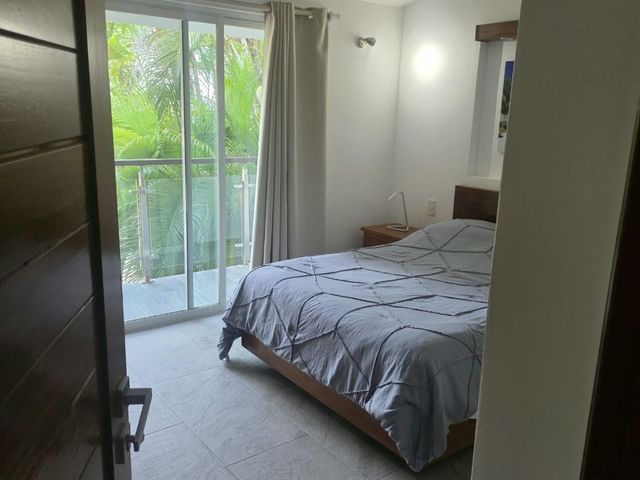 place photo 53
