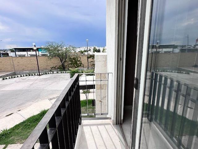 place photo 44