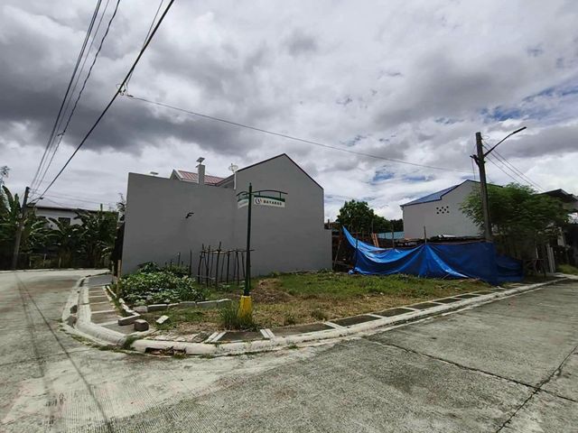 Residential Corner lot for sale