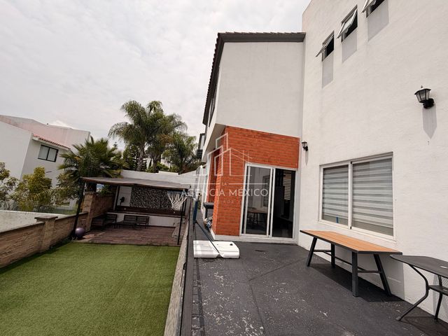place photo 51
