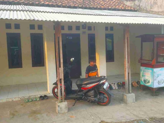 jual rumah kampung ciracas serang akses mobil surat sertifikat