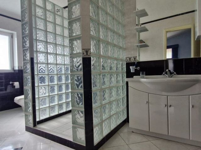 place photo 51