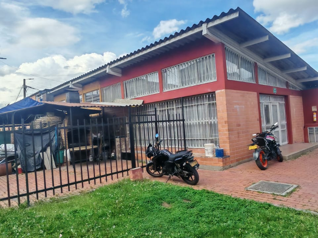 place photo 23