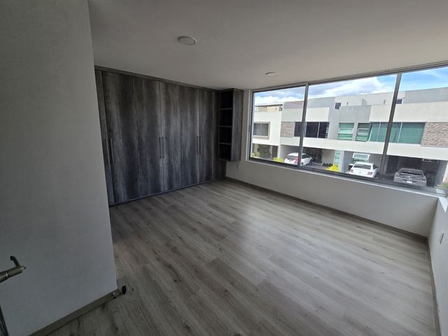 place photo 60