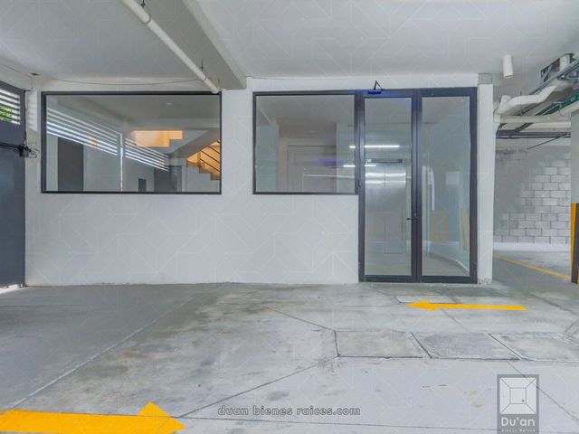place photo 108