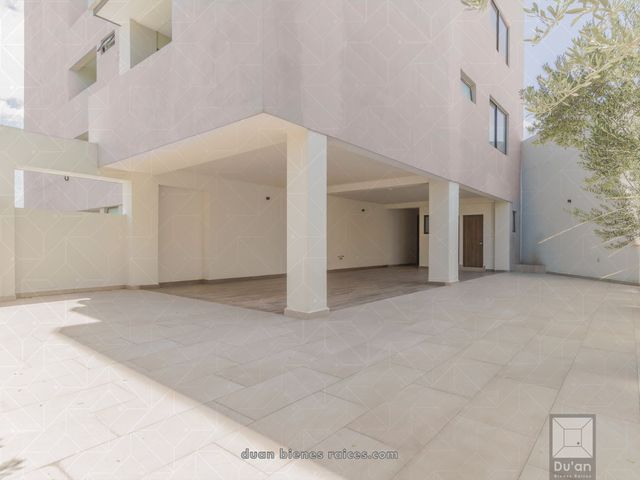 place photo 124
