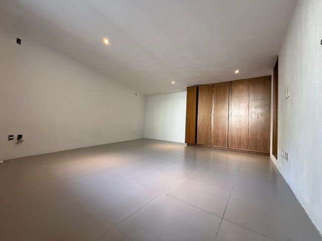 place photo 48