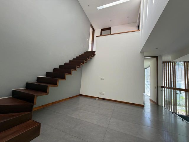 place photo 54