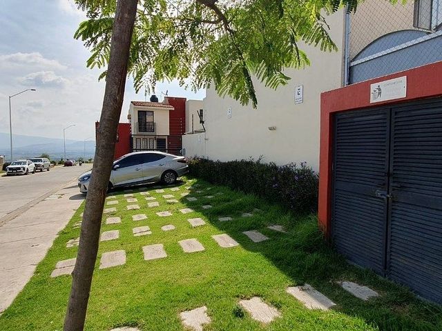 place photo 34