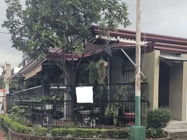 4 Bedrooms House and Lot for Sale in Paranaque City *Marcelo Green Village