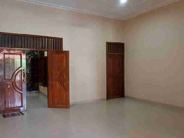 Disewakan Rumah Cantik di Babatan Pantai