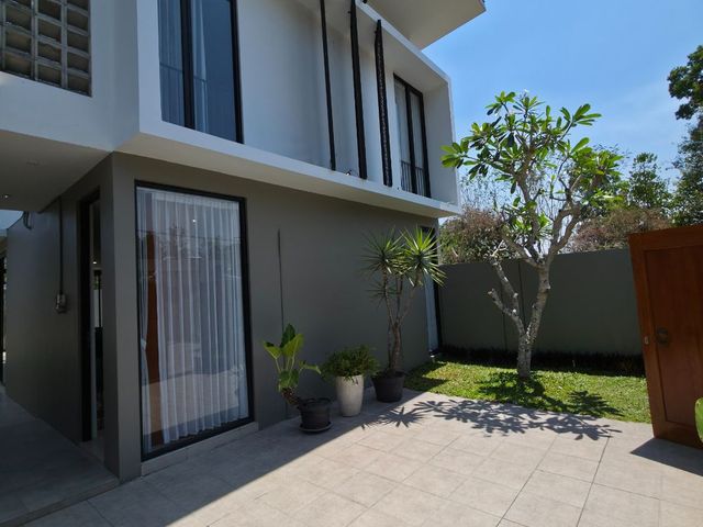 place photo 84