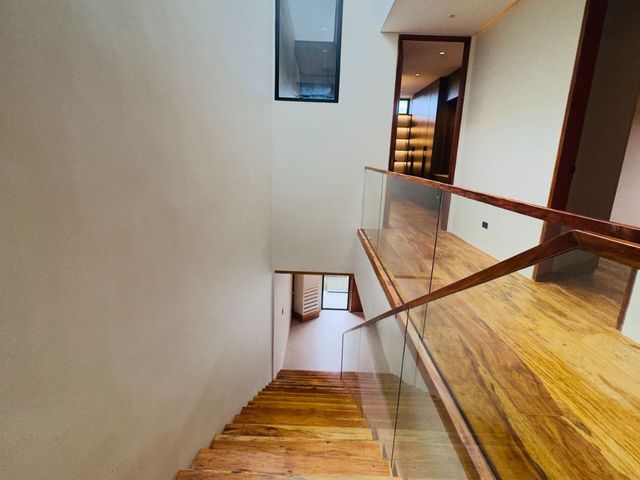 place photo 48