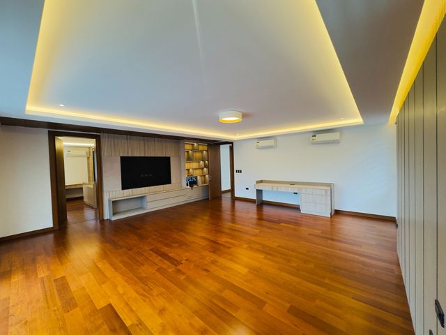 place photo 53