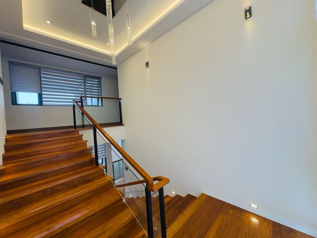 place photo 75