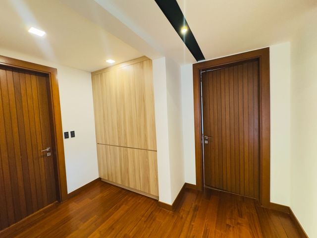 place photo 76