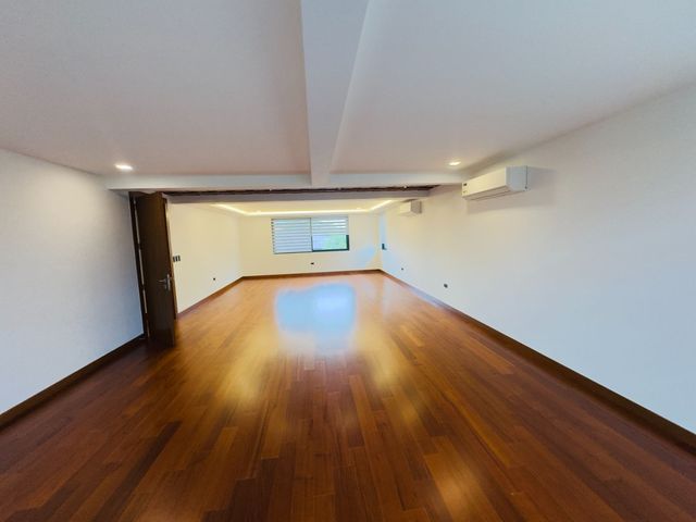 place photo 78