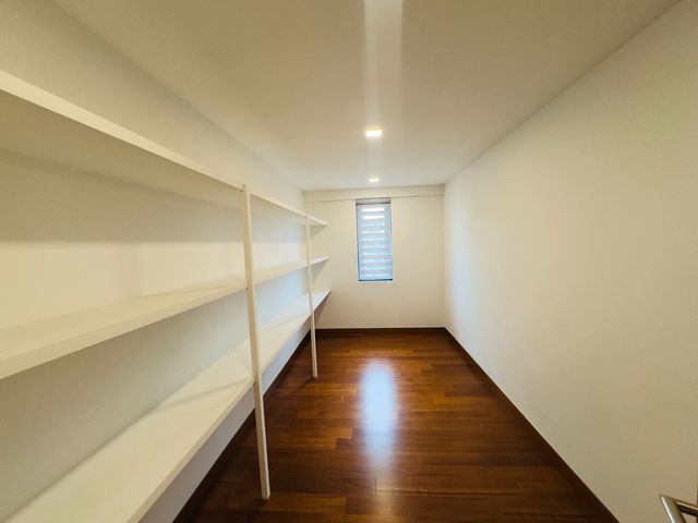 place photo 79
