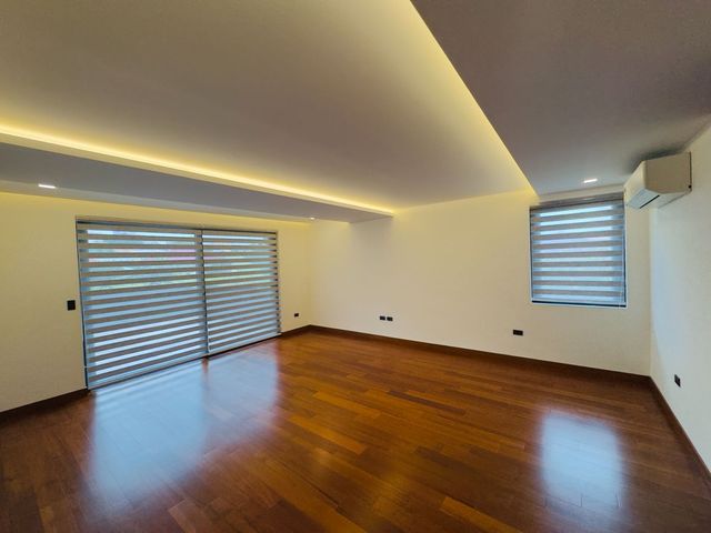 place photo 82