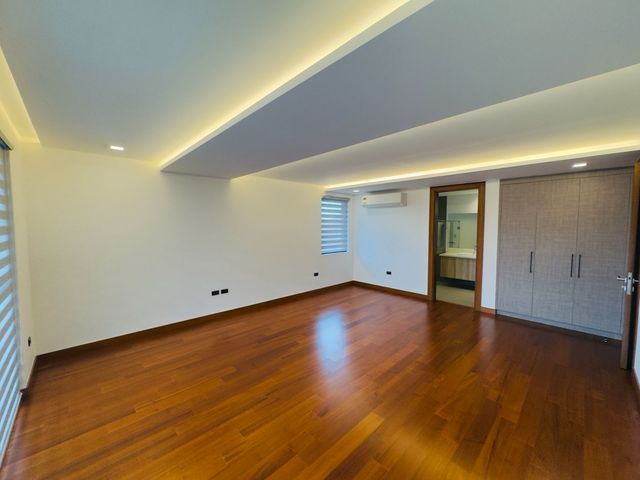 place photo 85