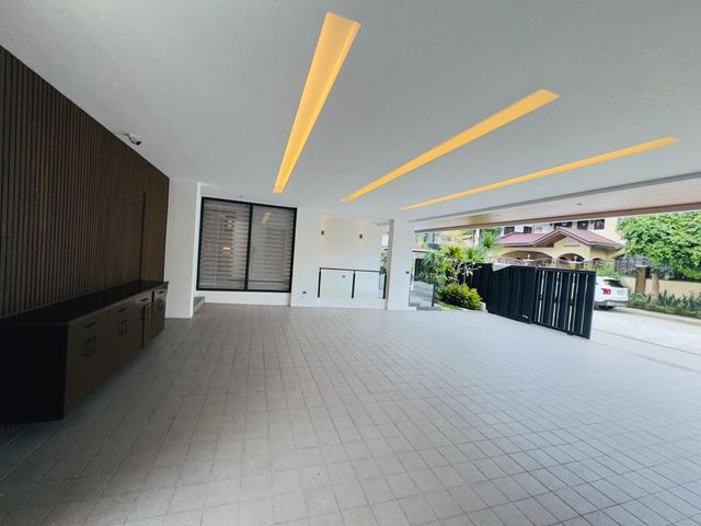 place photo 96