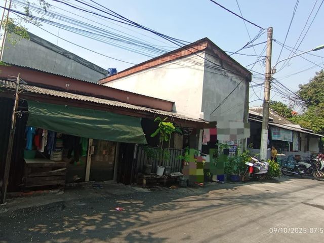 RUMAH Komplek Sekneg Agung Barat di Sunter Jakarta Utara
