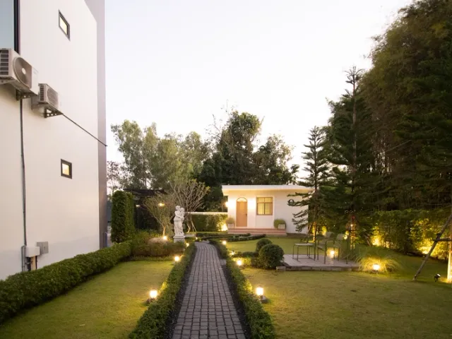 place photo 117