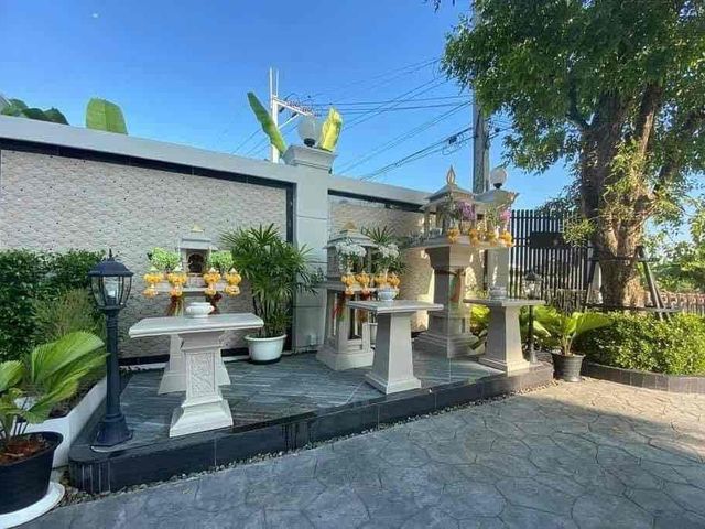 place photo 34