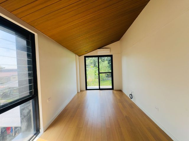 place photo 48