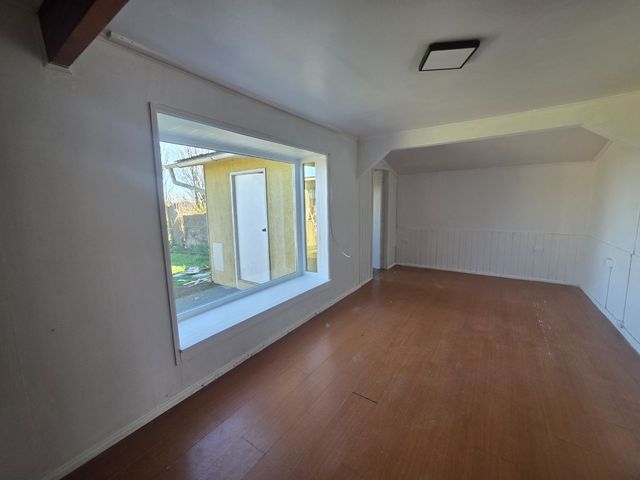 place photo 48