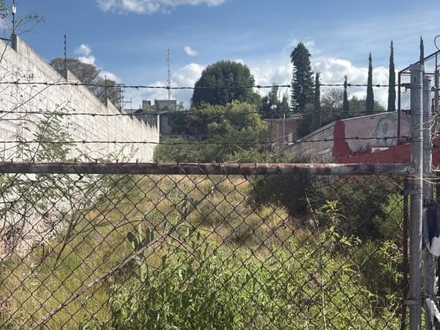 TERRENO EN VENTA EN AV RIO MOCTEZUMA