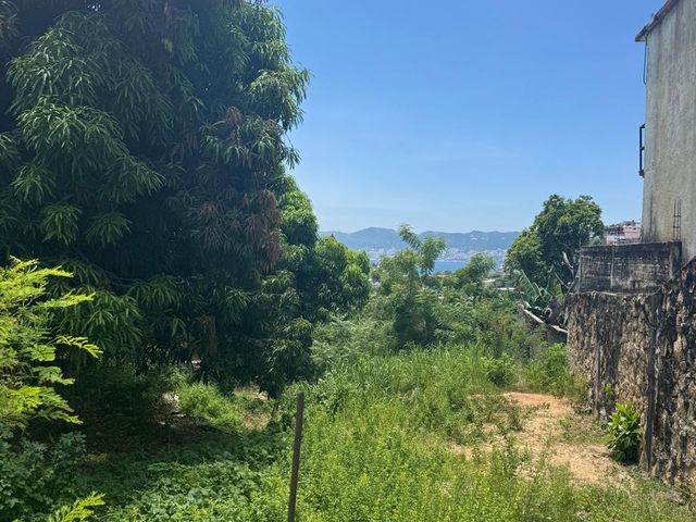 centrico terreno en venta