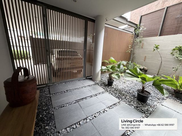 place photo 48
