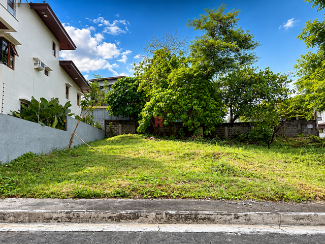 Vacant Lot For Sale: Vista Real Classica 1, Batasan Hills, Quezon City - near Capitol Homes , Don Antonio Royale , Tivoli Royale