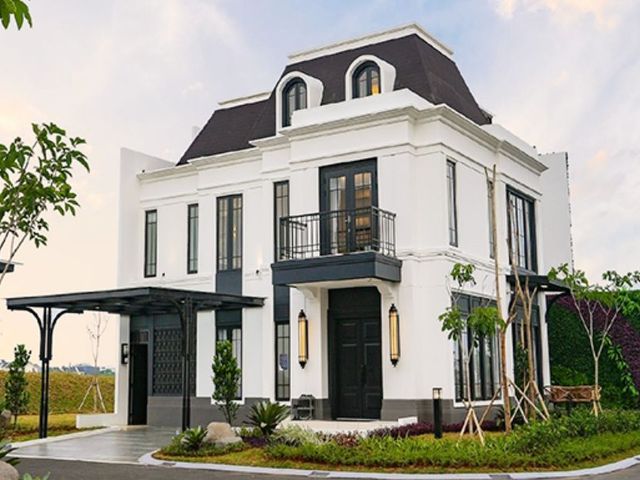 DIJUAL! ONE N ONLY Rumah LUX Cluster Jasmia,dengan LUAS melebihi 140m2, Sudah Terdapat GARASI 2 Mobil