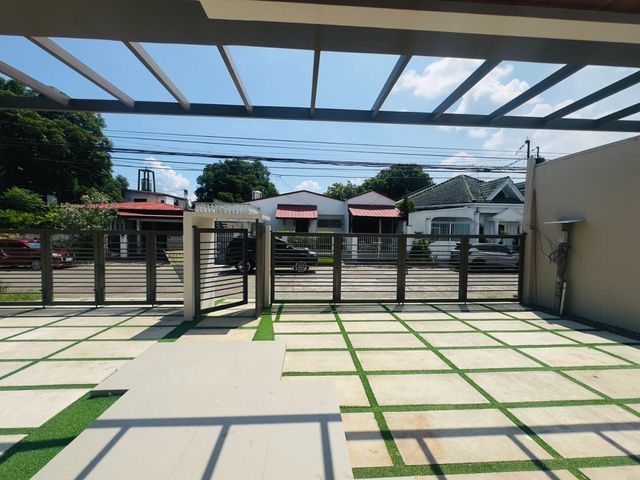 place photo 48