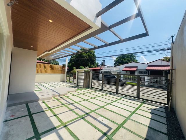 place photo 51
