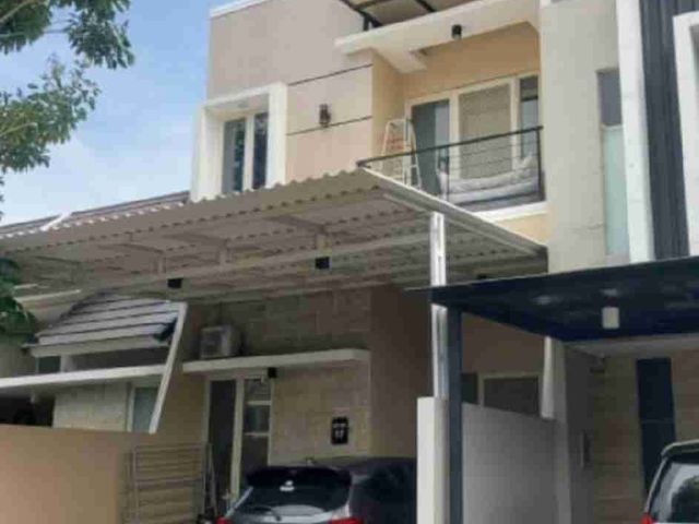 disewakan rumah north west park Citraland Utara Surabaya barat