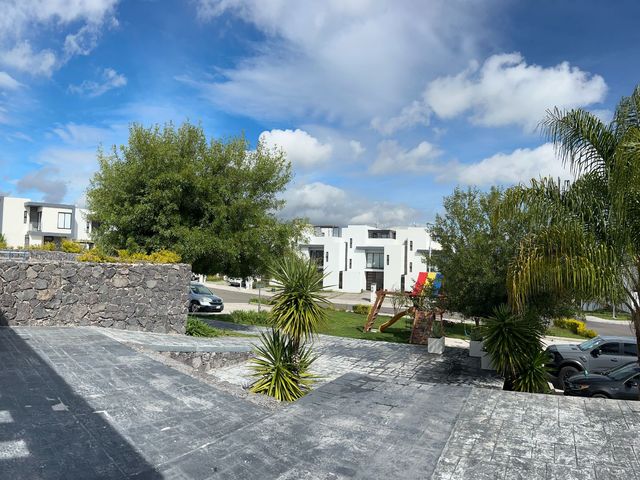 place photo 49