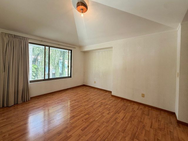 place photo 44