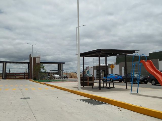 place photo 17