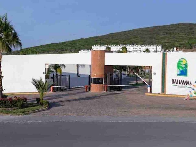 place photo 24