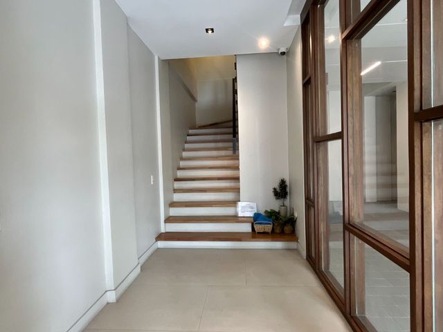 place photo 55