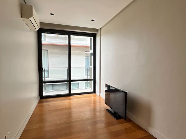 place photo 52
